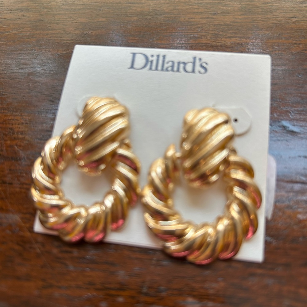 Dillard’s Gold Twisted Hoop Earrings New on Card